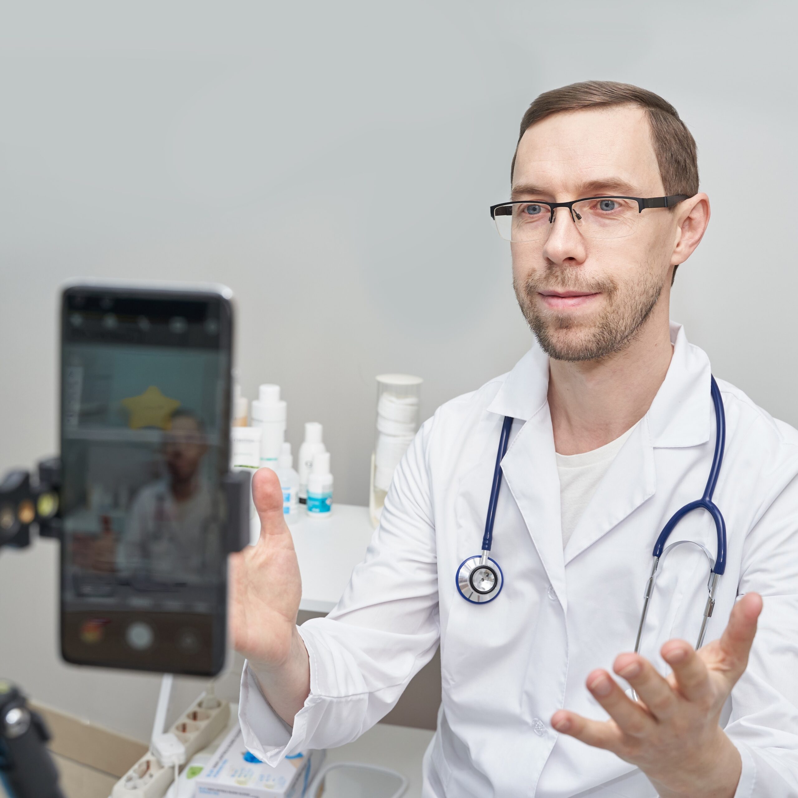 social media for doctors medical